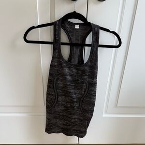 Lululemon Gray Tank Top (4)